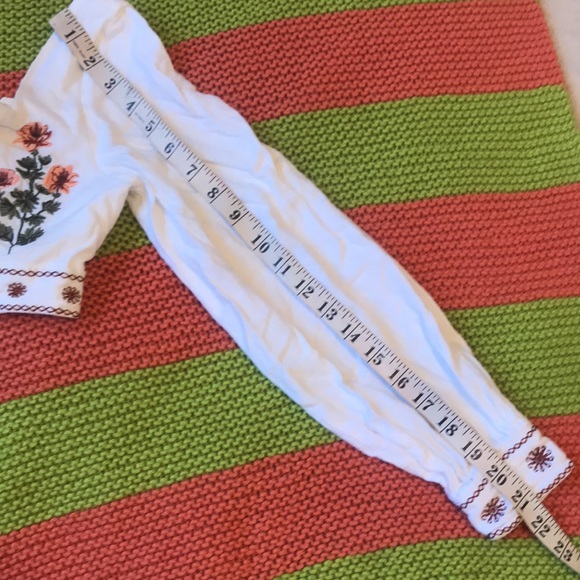 Elegant embroidery cropped - Picture 5 of 6